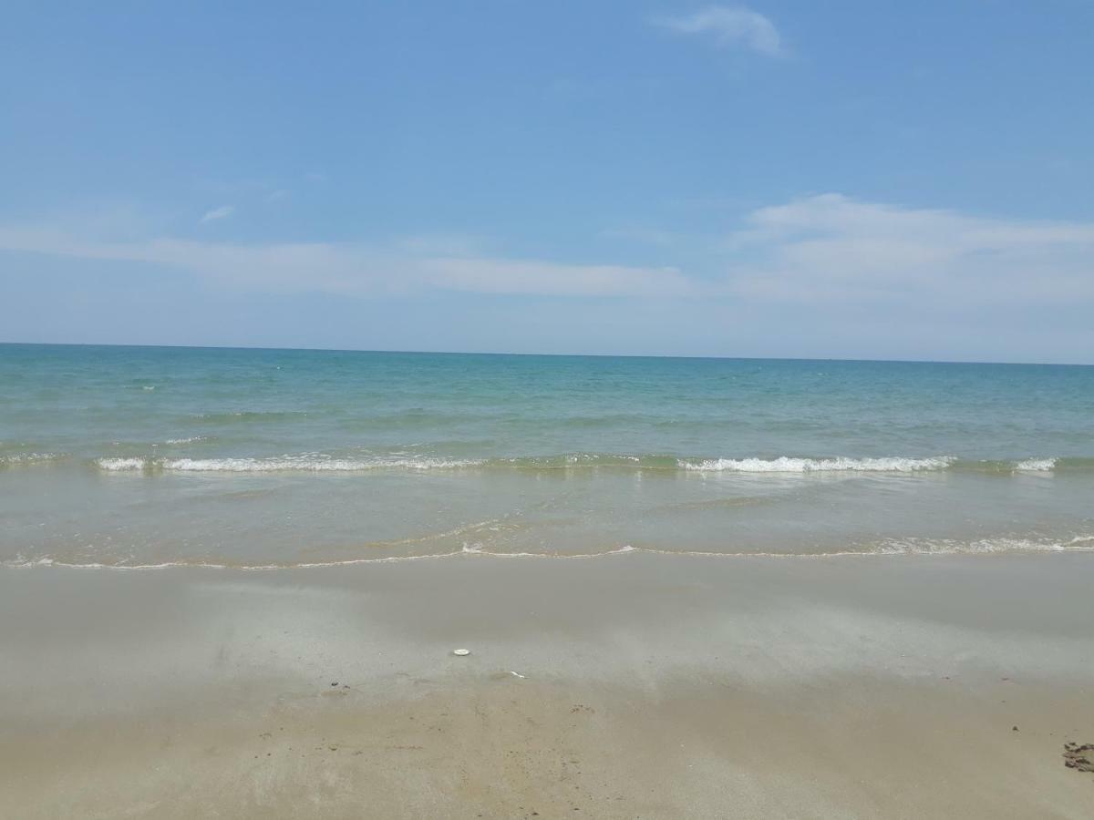 Mae Rampung Beach House คาราโอเกะและสระเด็ก Rayong Exterior foto